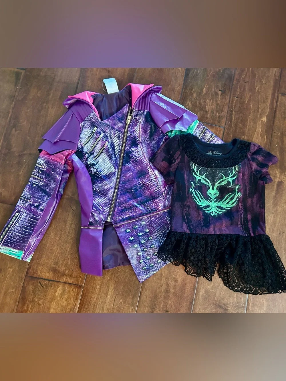 Disney Descendants Mal costume size 4/6 Top & Jacket - great condition!